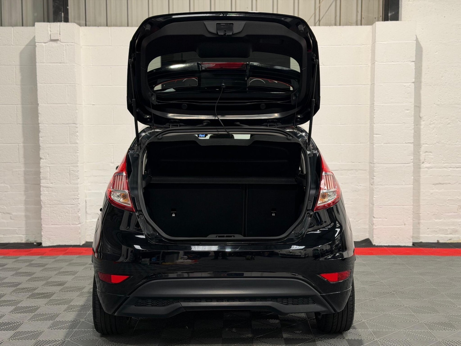 Used Ford Fiesta 2016 for sale - 78185270: Photo 7