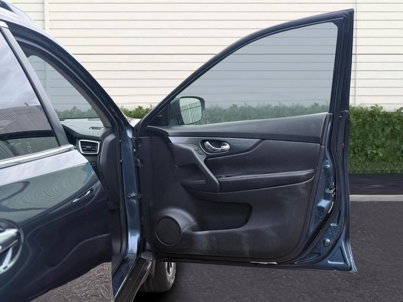 Used Nissan X-Trail 2015 for sale - 76349742: Photo 22