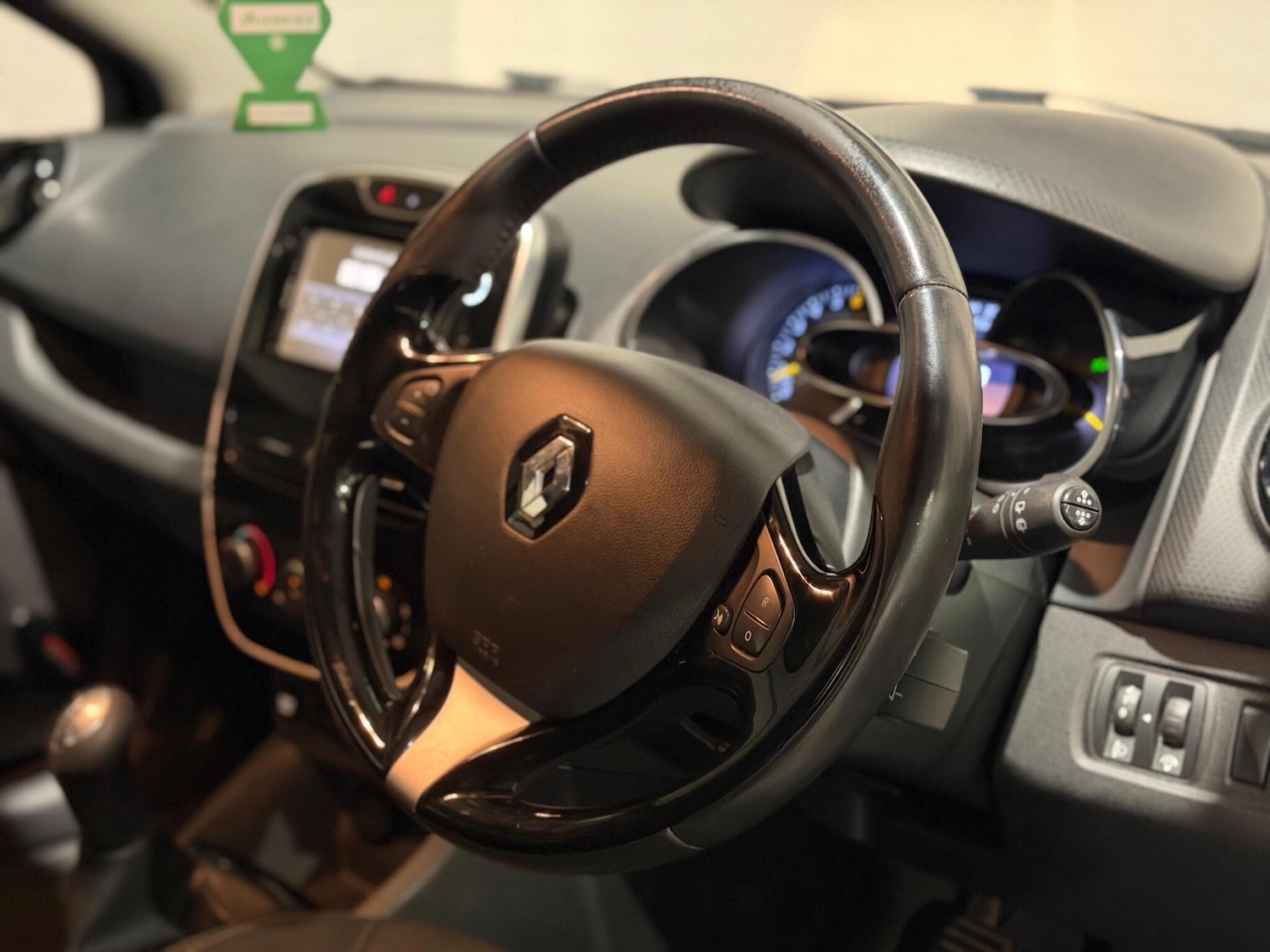 Used Renault Clio 2016 for sale - 76824423: Photo 40