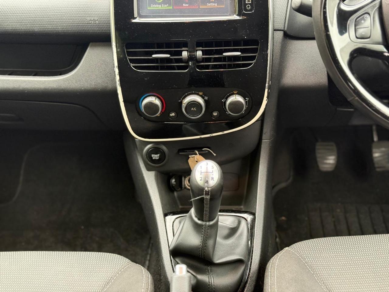 Used Renault Clio 2016 for sale - 76824423: Photo 9