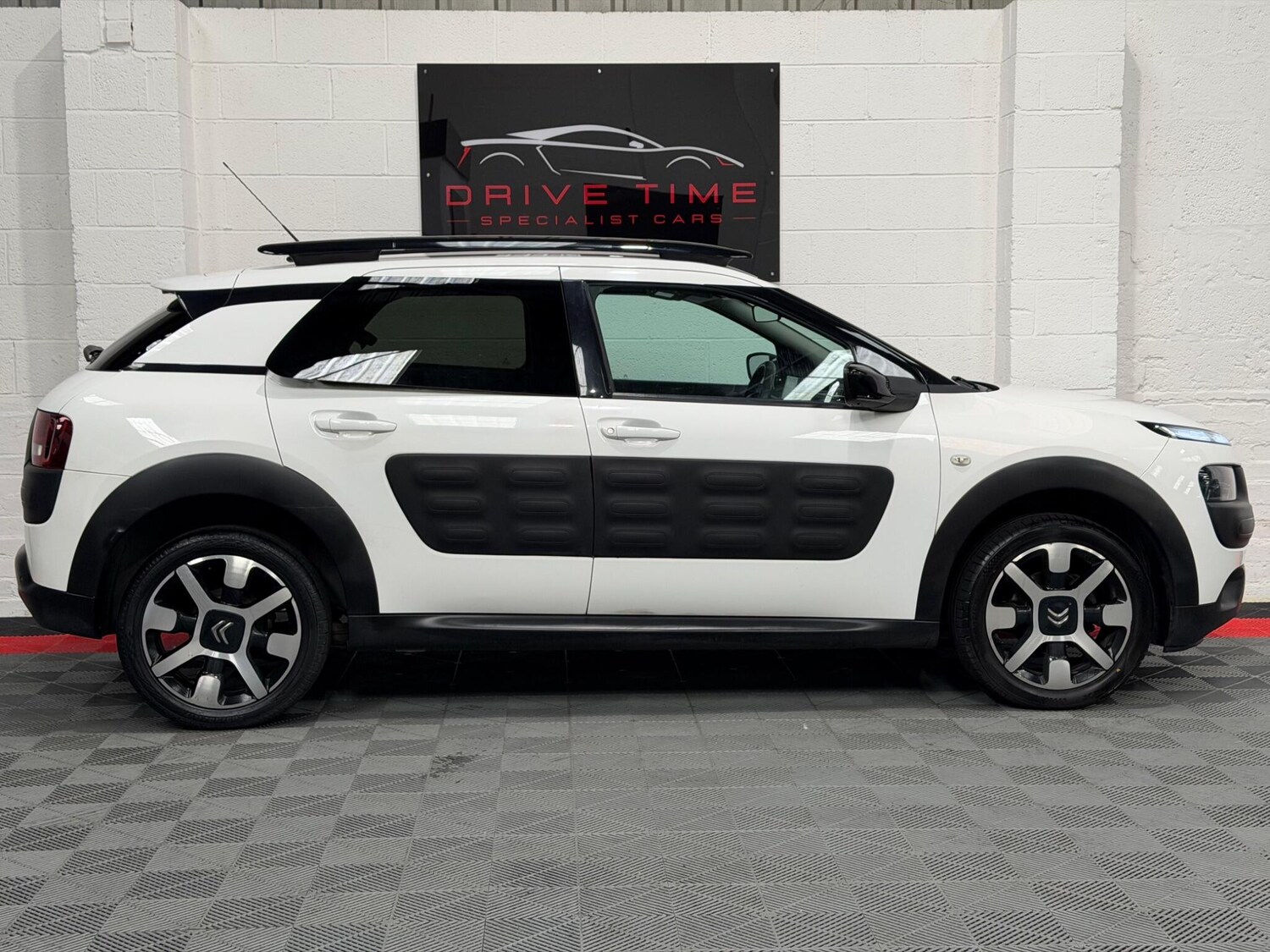 Used Citroen C4 Cactus 2015 for sale - 78156804: Photo 12