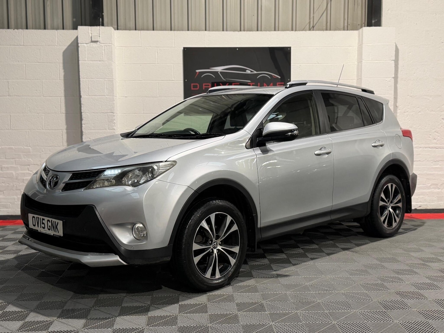 Used Toyota RAV4 2015 for sale - 77255151: Photo 11