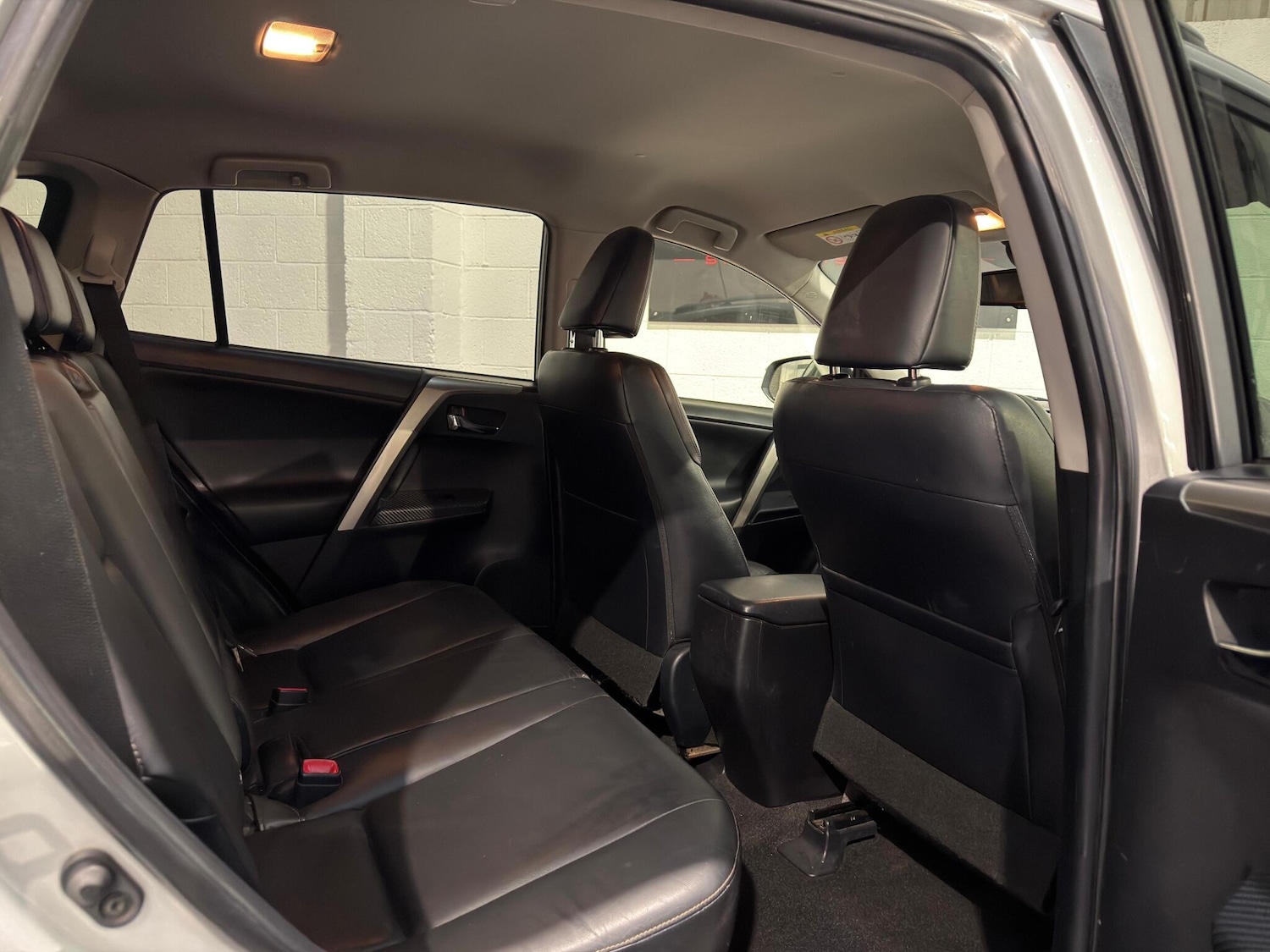 Used Toyota RAV4 2015 for sale - 77255151: Photo 19