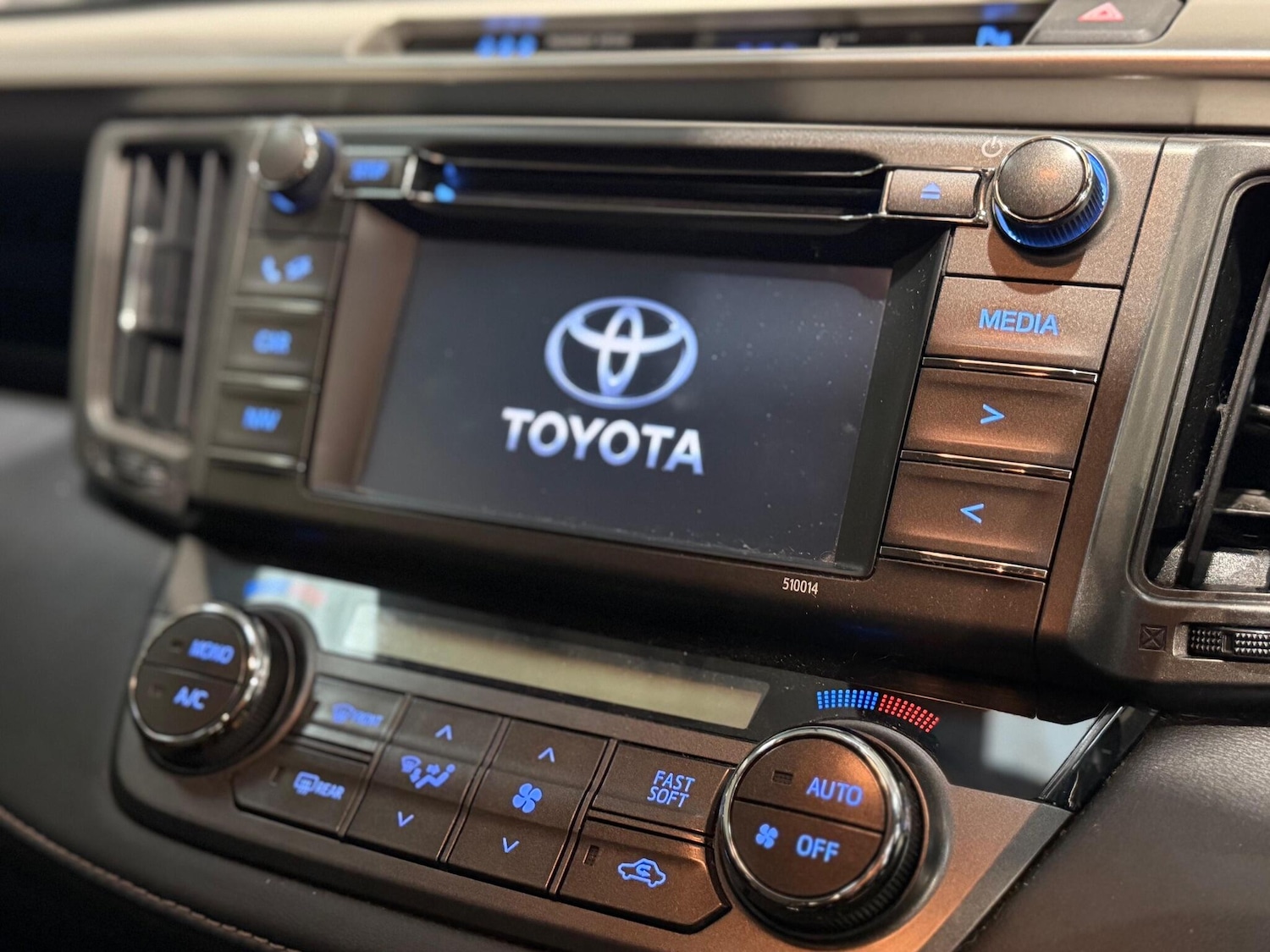 Used Toyota RAV4 2015 for sale - 77255151: Photo 29