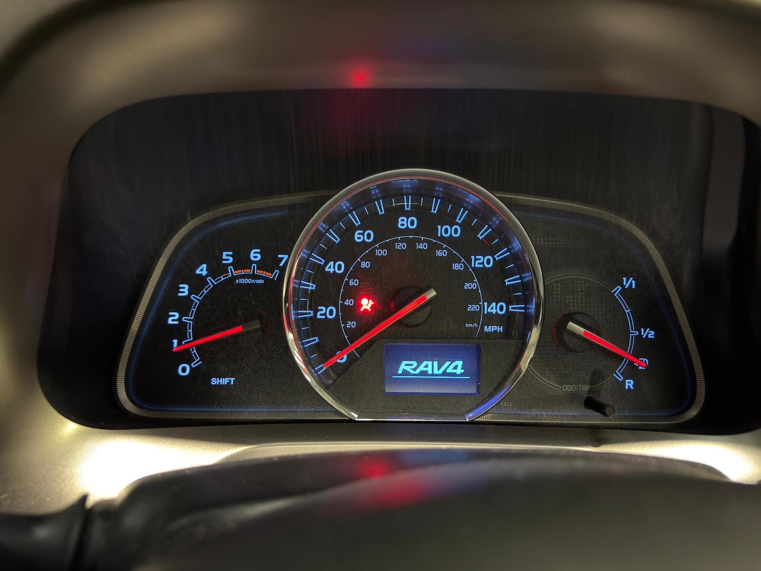 Used Toyota RAV4 2015 for sale - 77255151: Photo 31