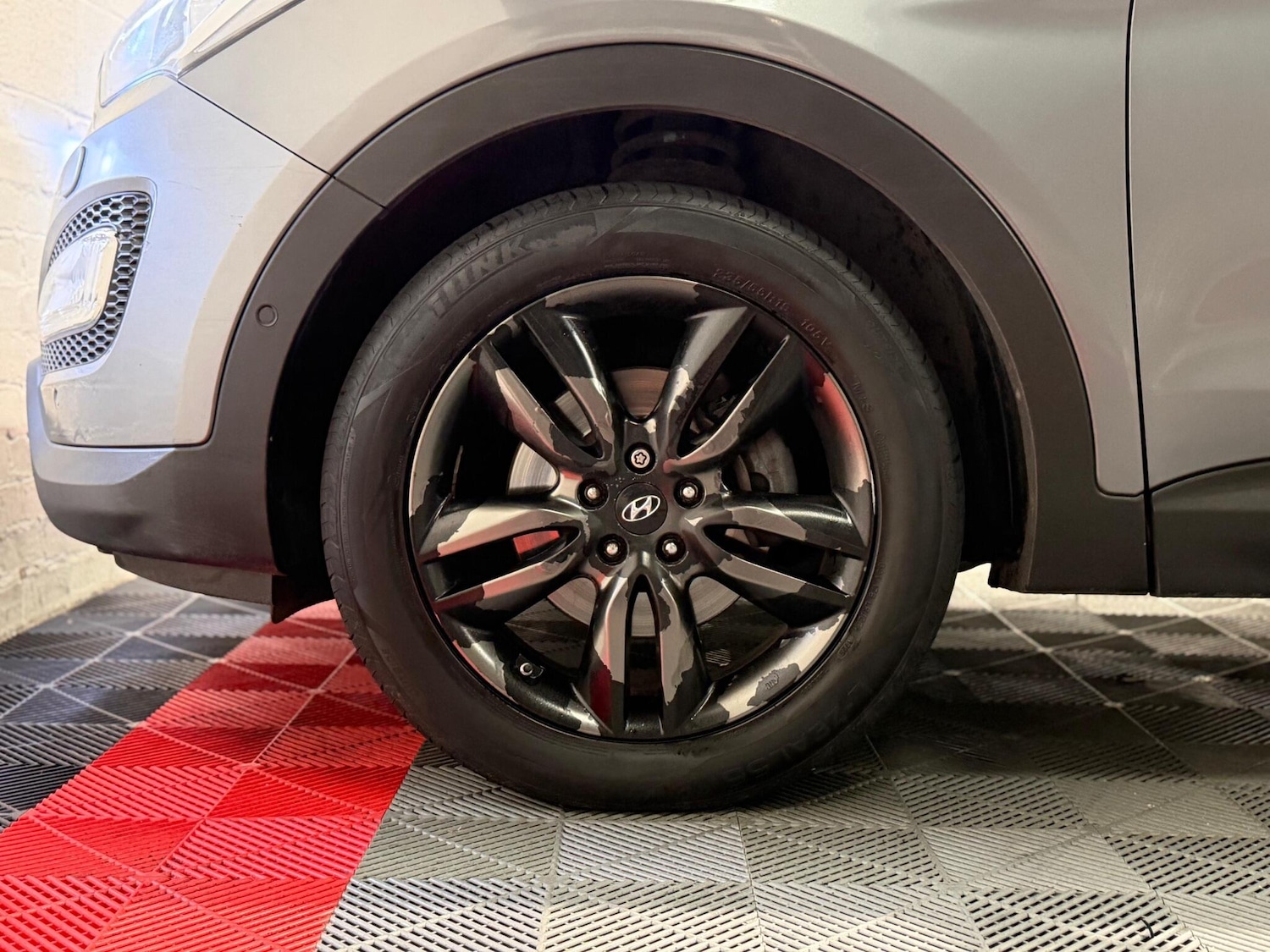 Used Hyundai Santa Fe 2014 for sale - 77909265: Photo 21