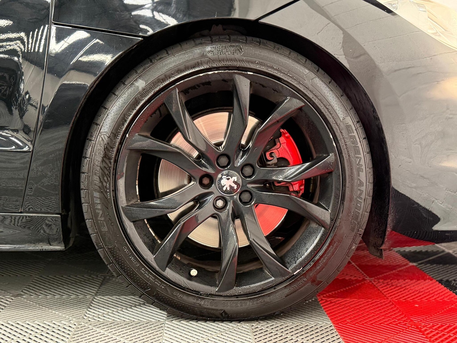 Used Peugeot RCZ 2013 for sale - 78170230: Photo 26