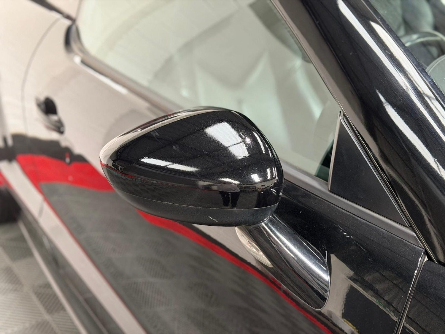 Used Peugeot RCZ 2013 for sale - 78170230: Photo 30