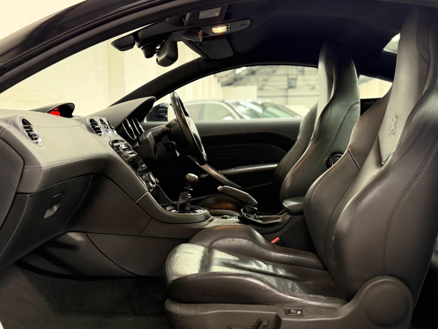 Used Peugeot RCZ 2013 for sale - 78170230: Photo 32