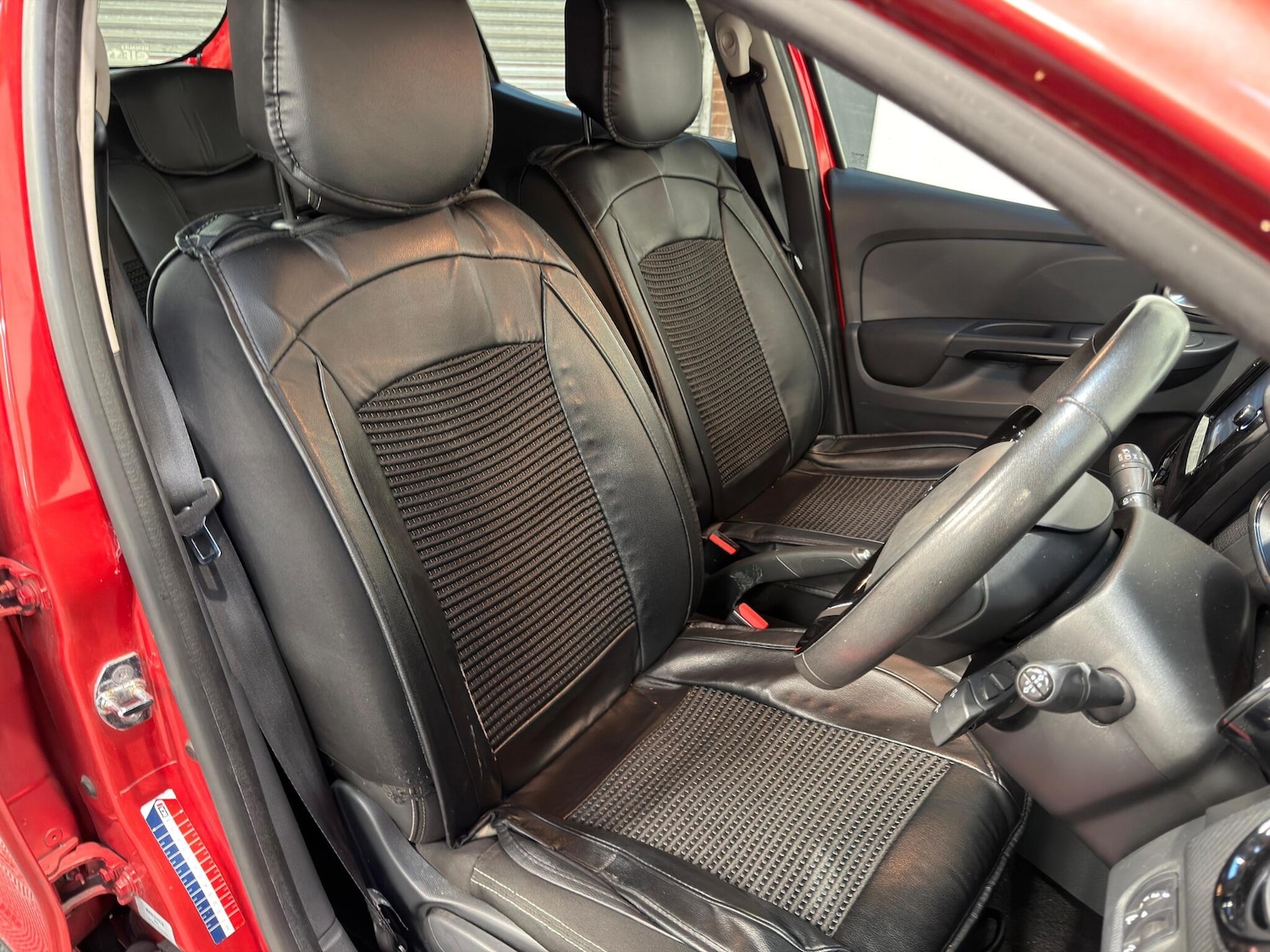 Used Renault Clio 2015 for sale - 76645988: Photo 19