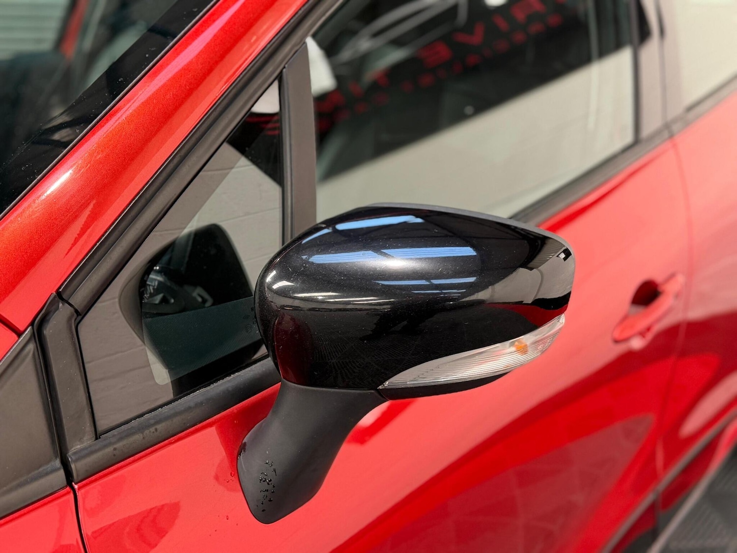 Used Renault Clio 2015 for sale - 76645988: Photo 33