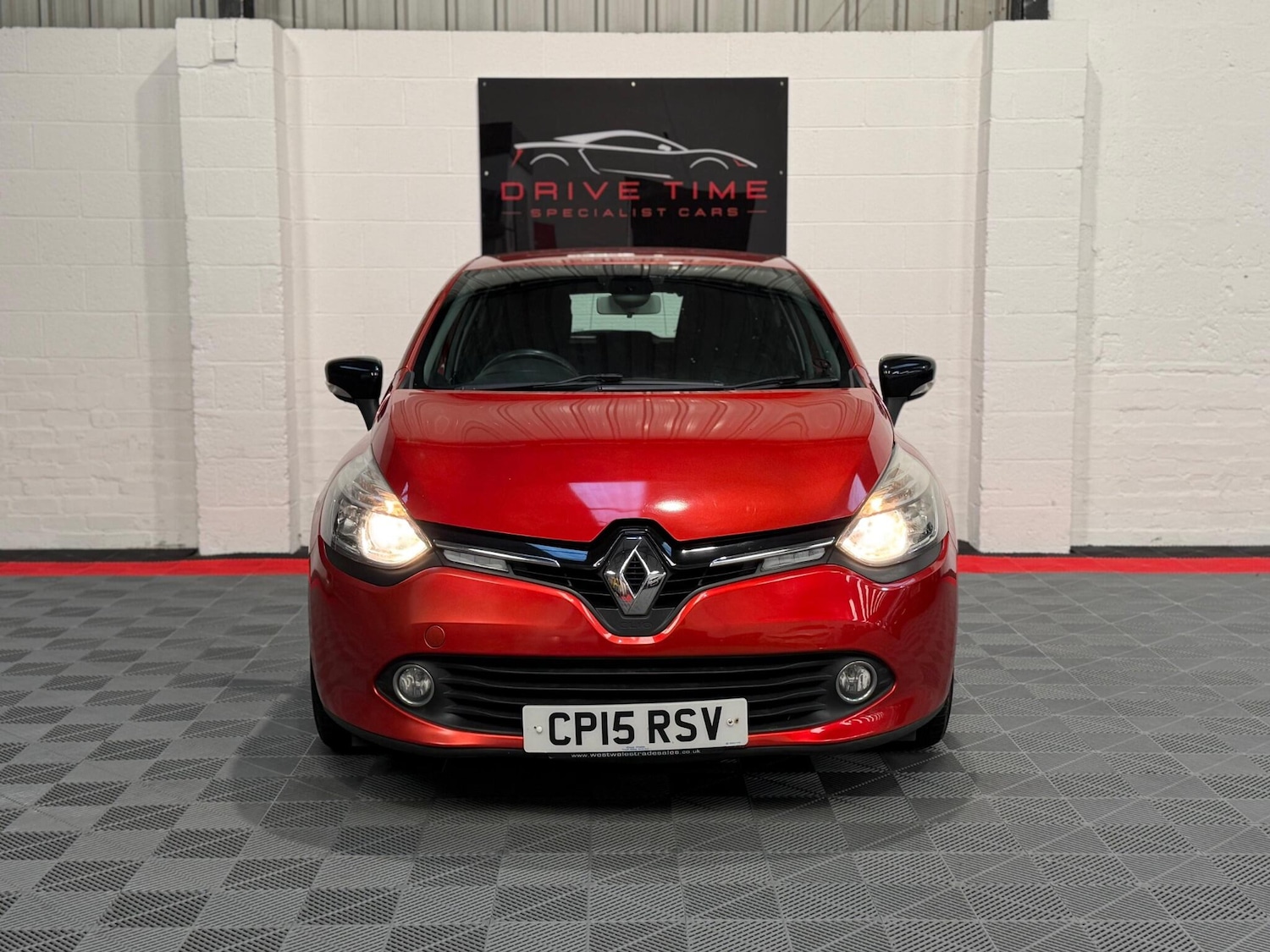 Used Renault Clio 2015 for sale - 76645988: Photo 6