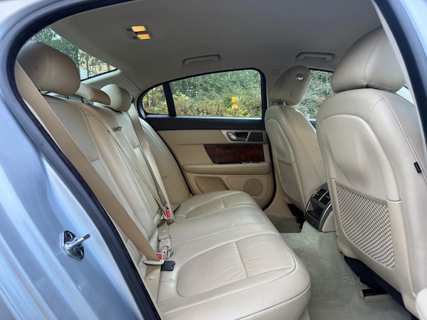 Used Jaguar XF 2009 for sale - 76175672: Photo 13
