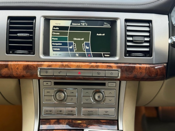 Used Jaguar XF 2009 for sale - 76175672: Photo 26