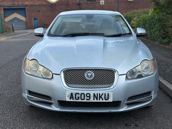 Used Jaguar XF 2009 for sale - 76175672: Photo 2
