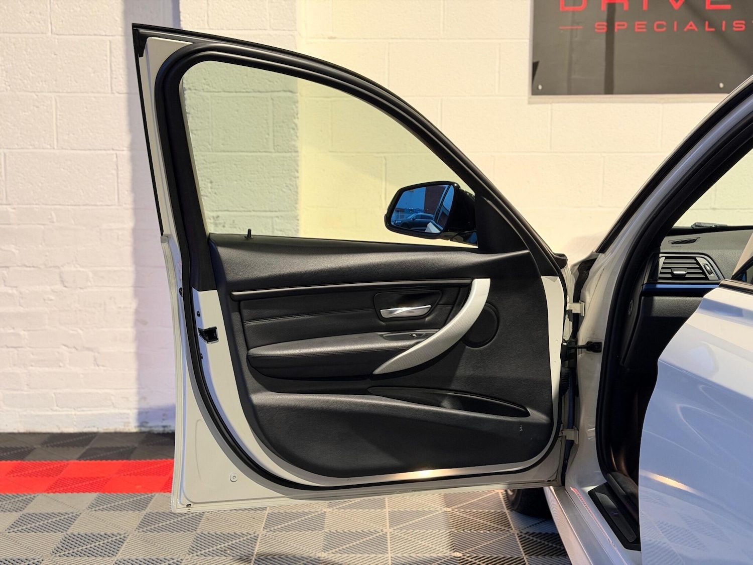 Used BMW 3 Series 2014 for sale - 77120737: Photo 13