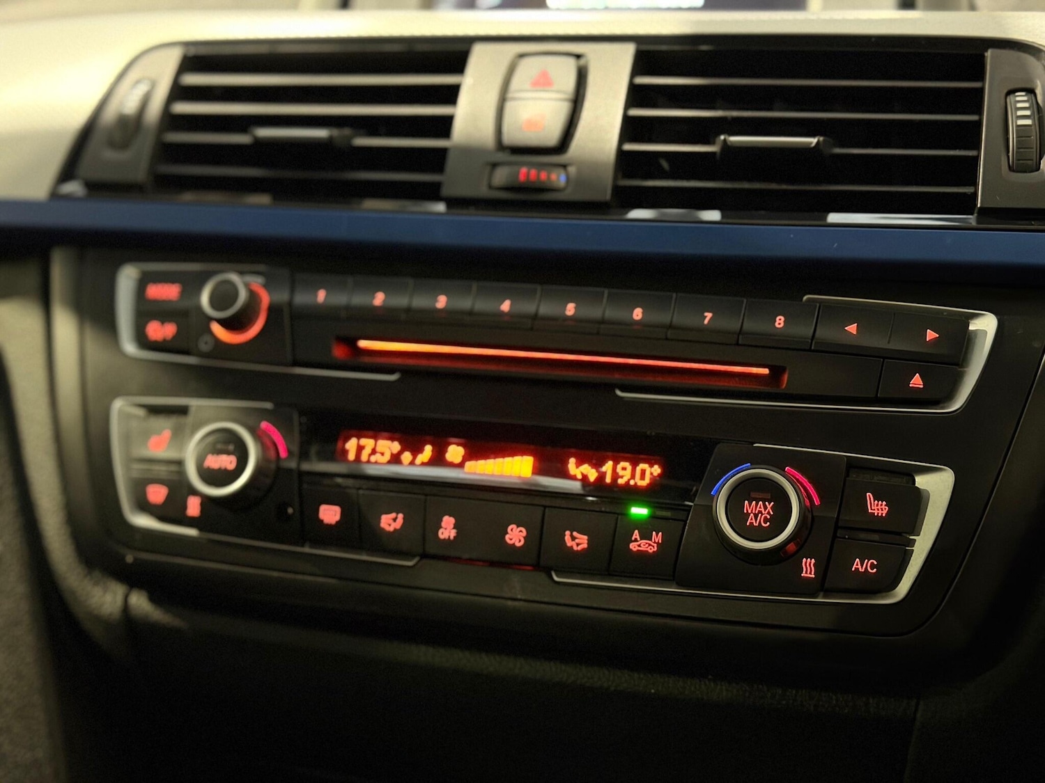 Used BMW 3 Series 2014 for sale - 77120737: Photo 24