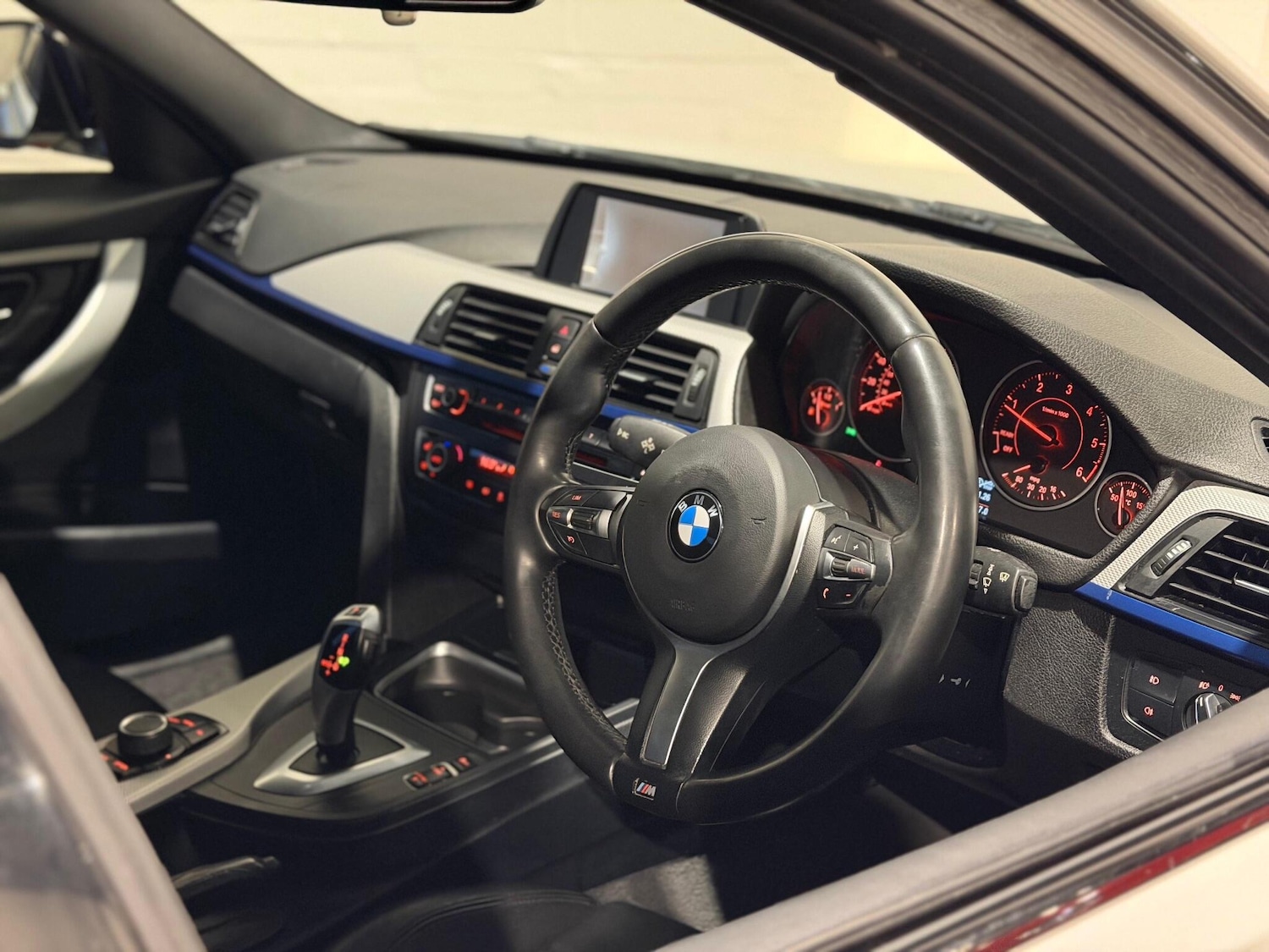 Used BMW 3 Series 2014 for sale - 77120737: Photo 9