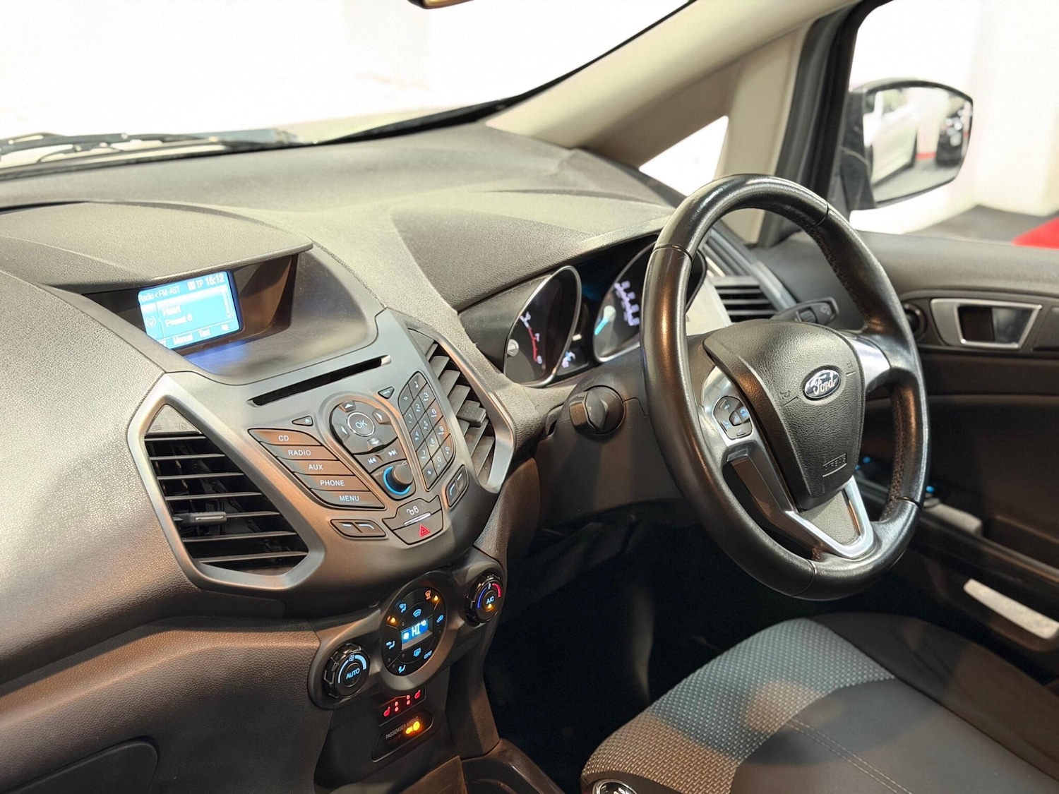 Used Ford Ecosport 2016 for sale - 76620540: Photo 13