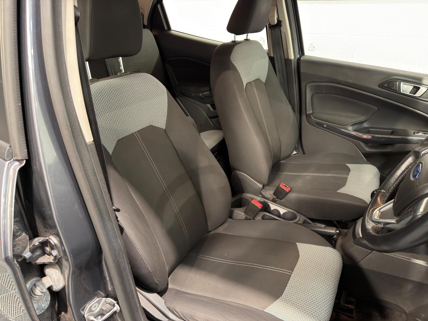 Used Ford Ecosport 2016 for sale - 76620540: Photo 16