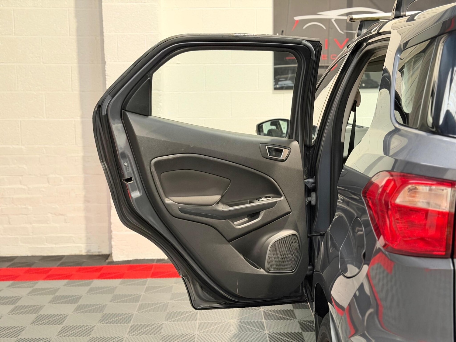 Used Ford Ecosport 2016 for sale - 76620540: Photo 20