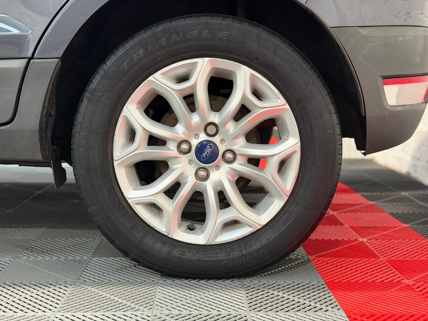 Used Ford Ecosport 2016 for sale - 76620540: Photo 25