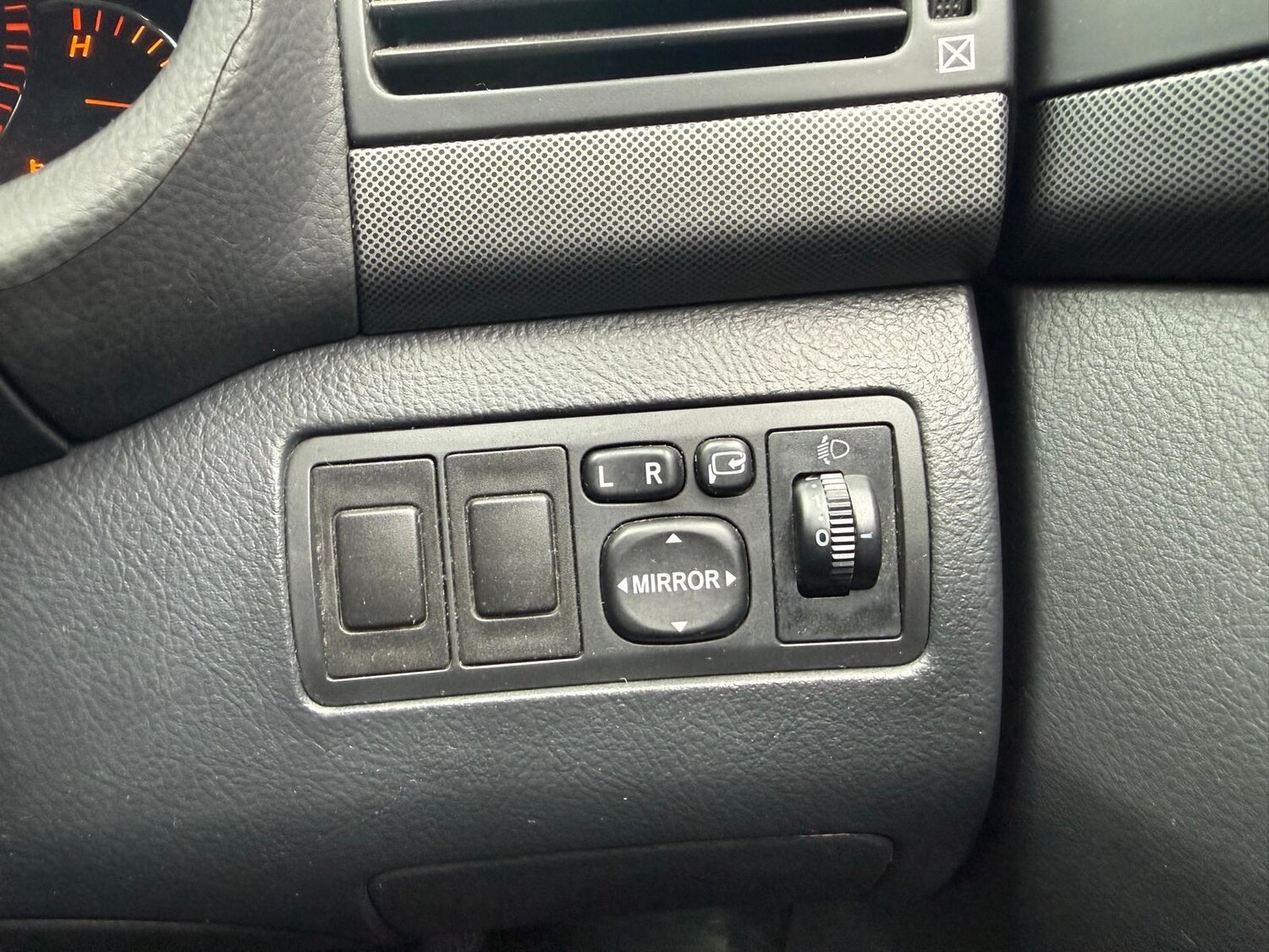 Used Toyota Avensis for sale - 77597790: Photo 13