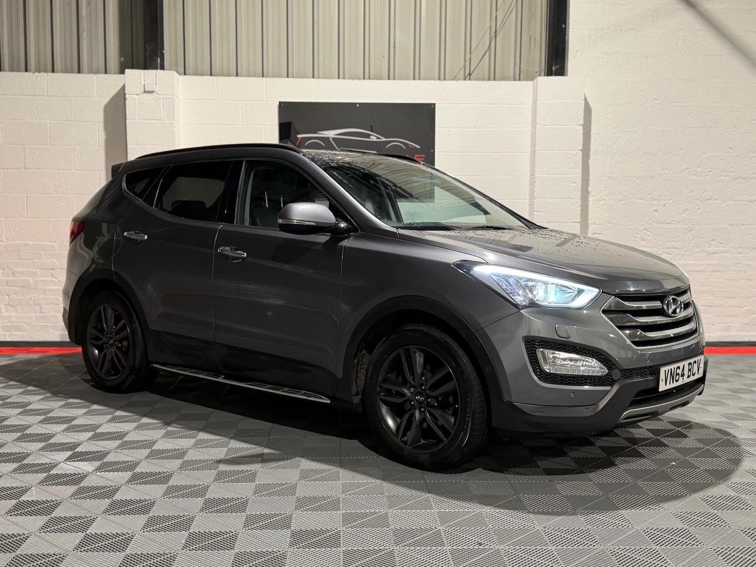 Used Hyundai Santa Fe 2014 for sale - 76926587: Photo 12