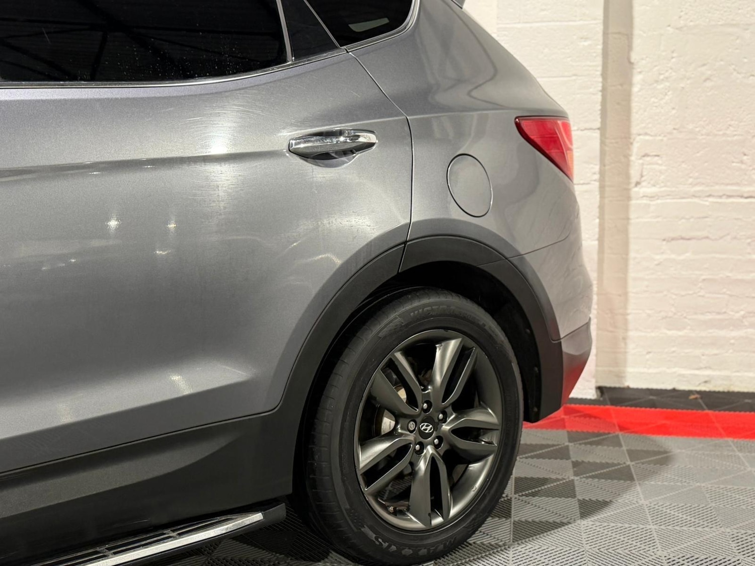 Used Hyundai Santa Fe 2014 for sale - 76926587: Photo 21