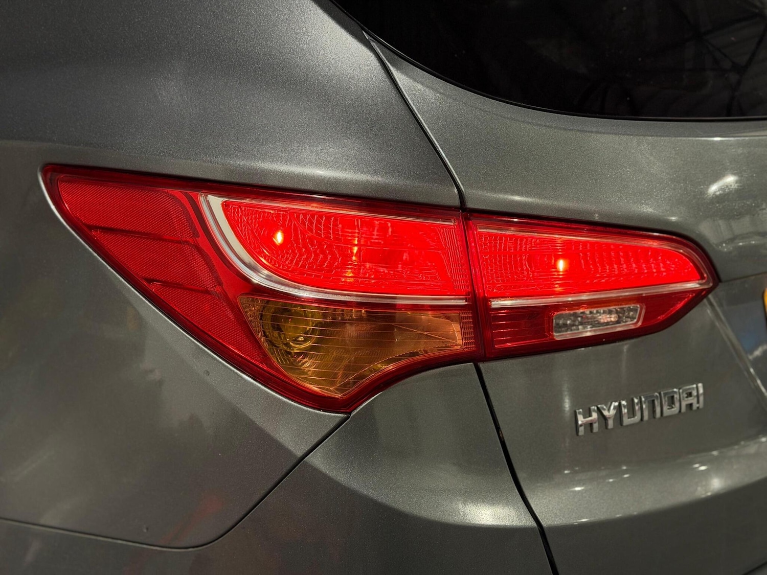 Used Hyundai Santa Fe 2014 for sale - 76926587: Photo 31