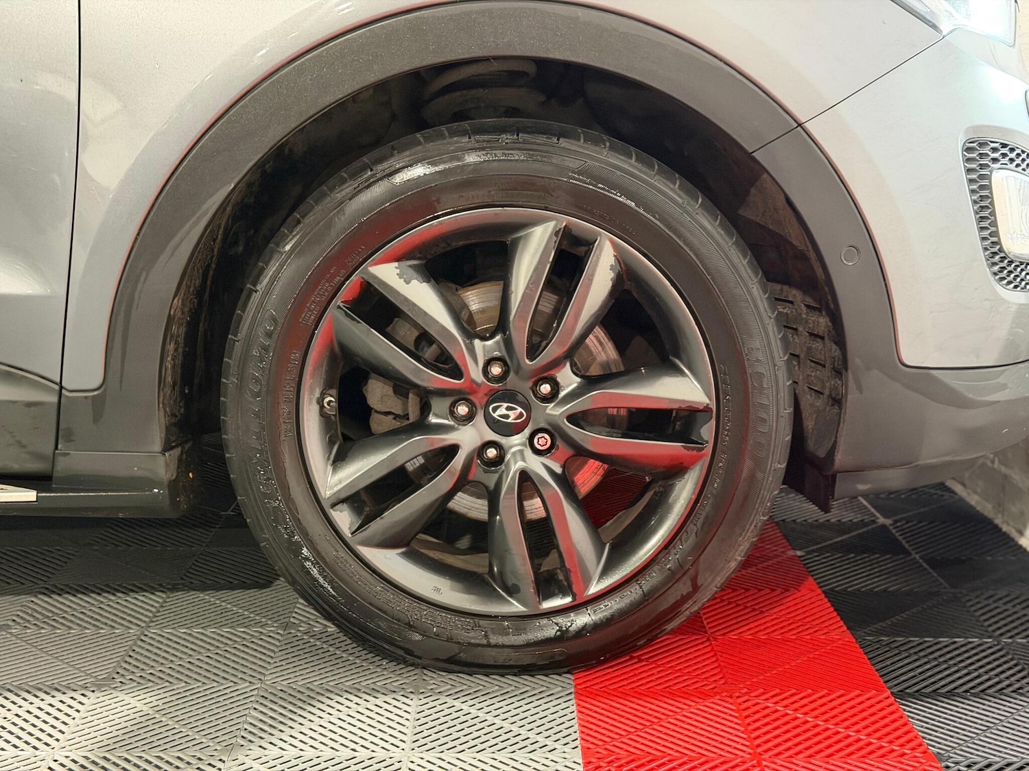 Used Hyundai Santa Fe 2014 for sale - 76926587: Photo 5