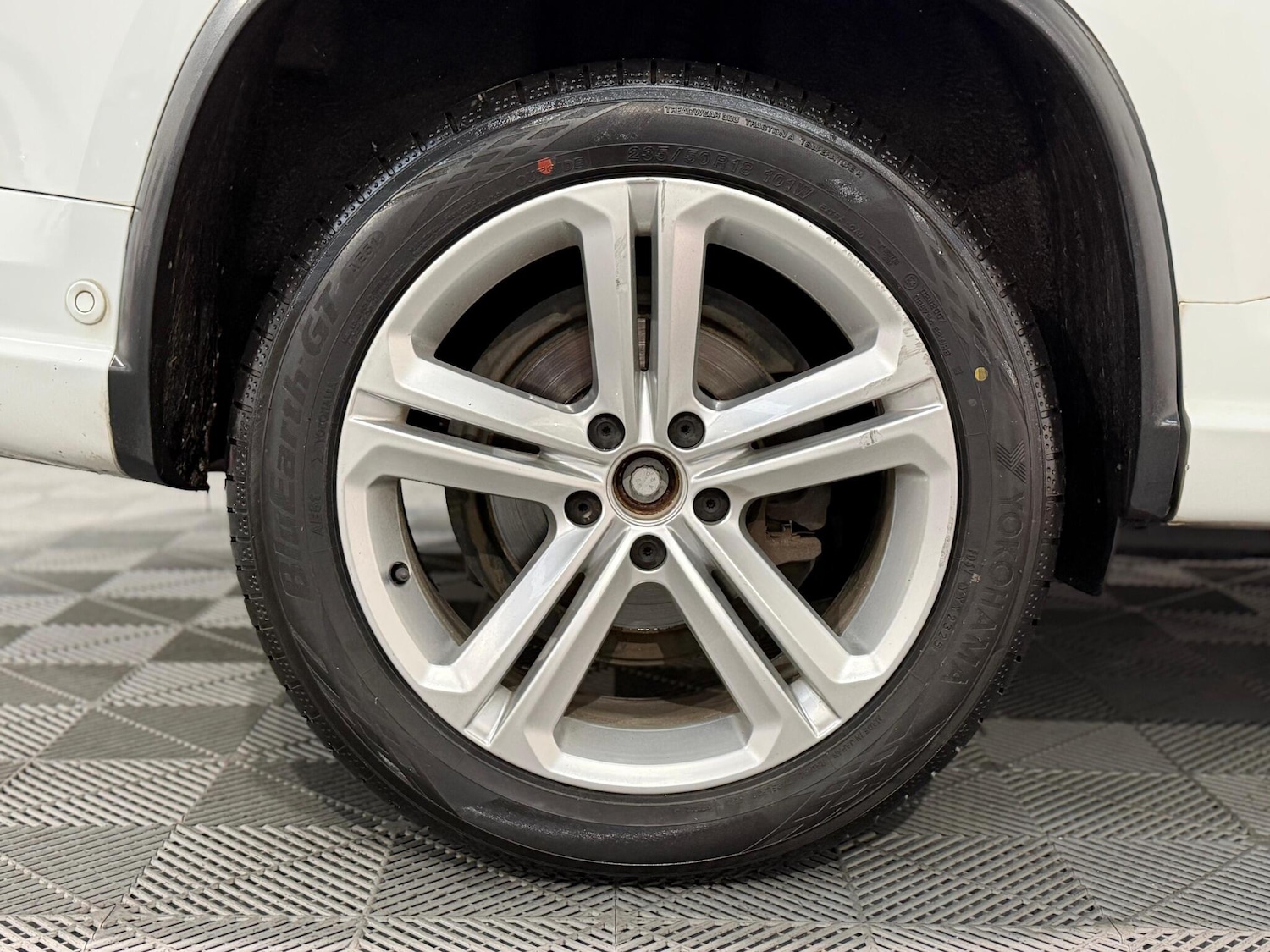 Used Volkswagen Tiguan 2016 for sale - 77267500: Photo 33