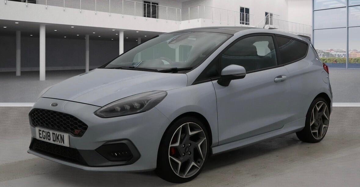 Used Ford Fiesta for sale - 77305054: Photo 2