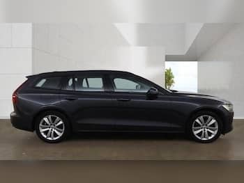 Used Volvo V60 2018 for sale - 79688199: Photo