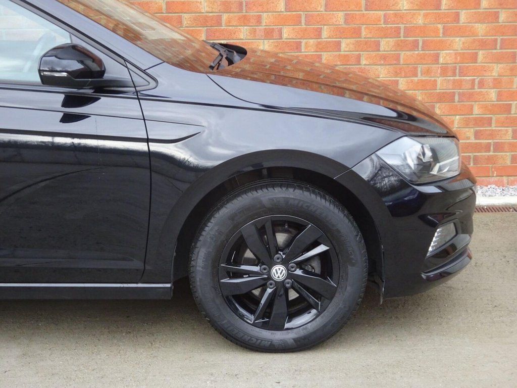 Used Volkswagen Polo 2018 for sale - 76590921: Photo 10