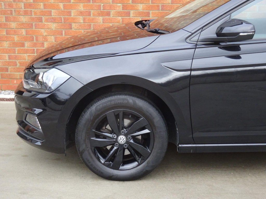Used Volkswagen Polo 2018 for sale - 76590921: Photo 11