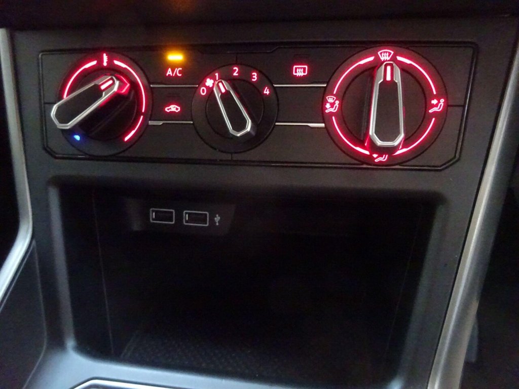 Used Volkswagen Polo 2018 for sale - 76590921: Photo 23