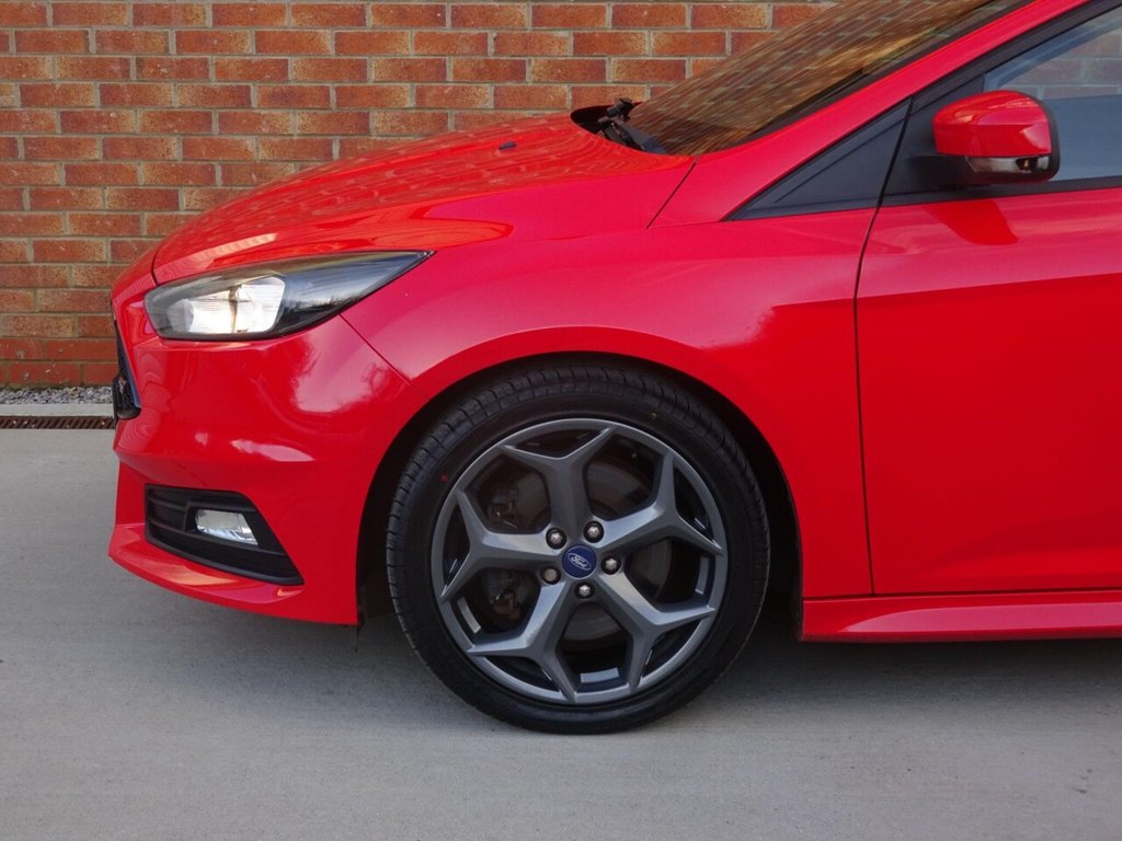 Used Ford Focus 2016 for sale - 76868101: Photo 11