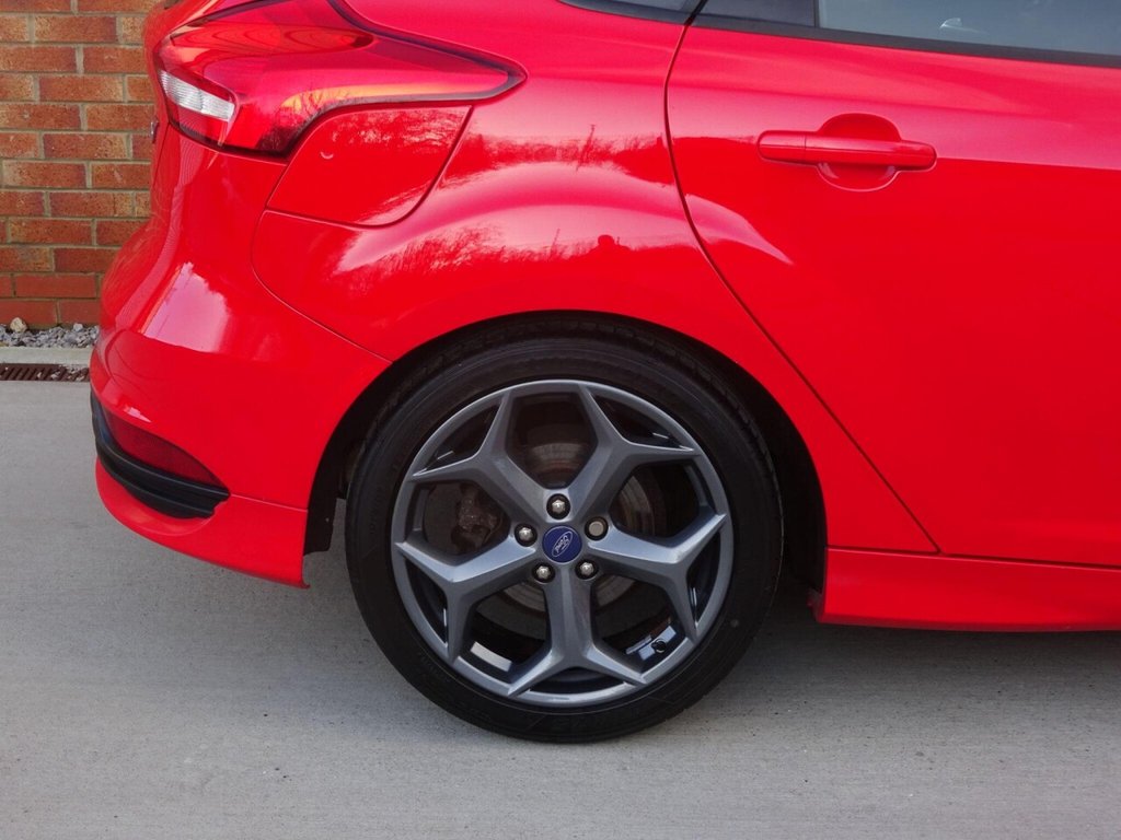 Used Ford Focus 2016 for sale - 76868101: Photo 12