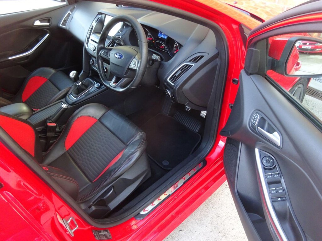 Used Ford Focus 2016 for sale - 76868101: Photo 14