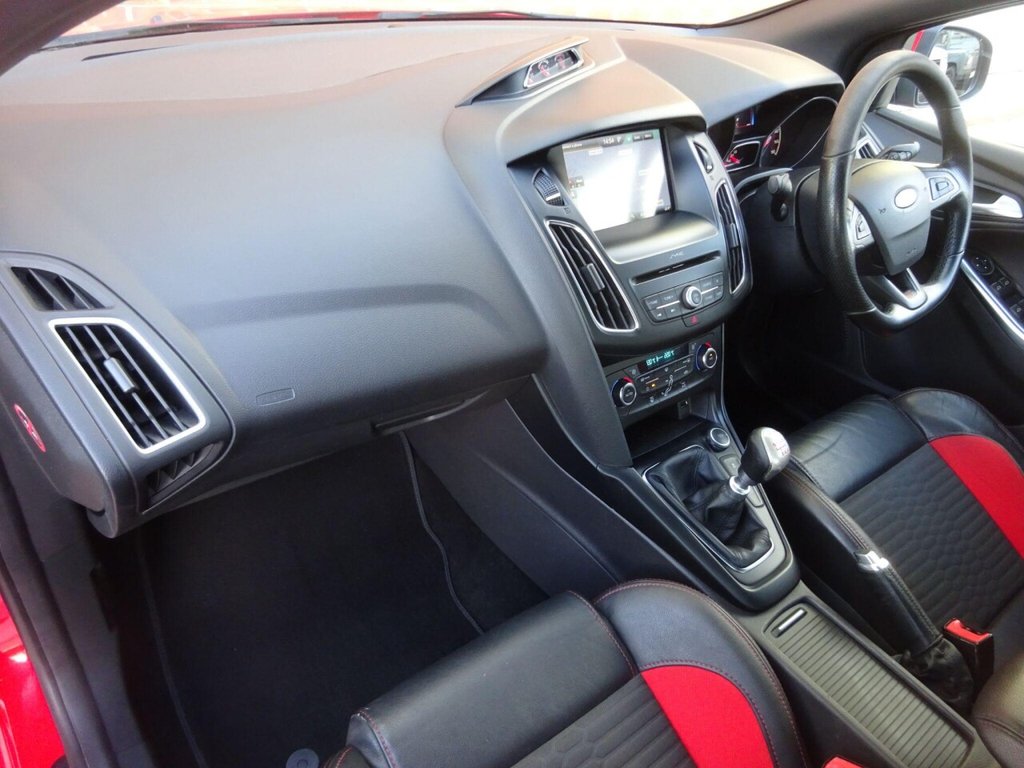 Used Ford Focus 2016 for sale - 76868101: Photo 17