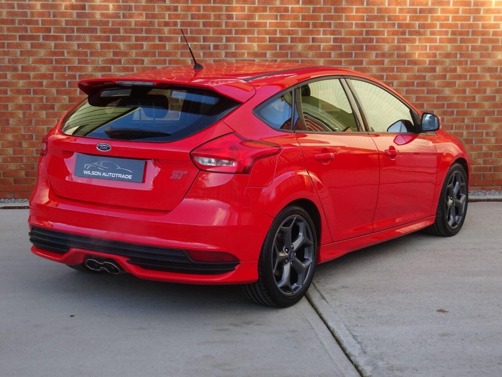 Used Ford Focus 2016 for sale - 76868101: Photo 4