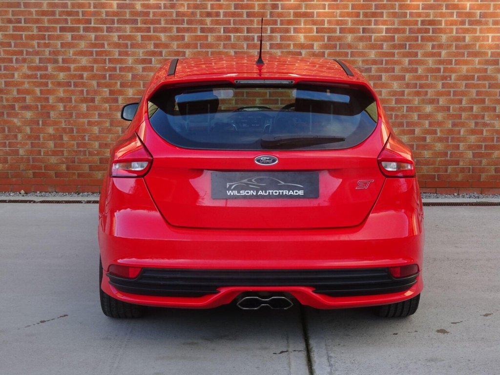 Used Ford Focus 2016 for sale - 76868101: Photo 5