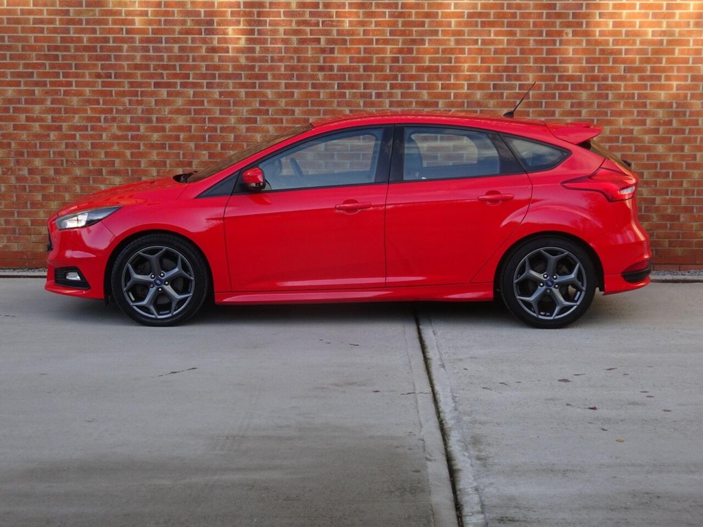 Used Ford Focus 2016 for sale - 76868101: Photo 7
