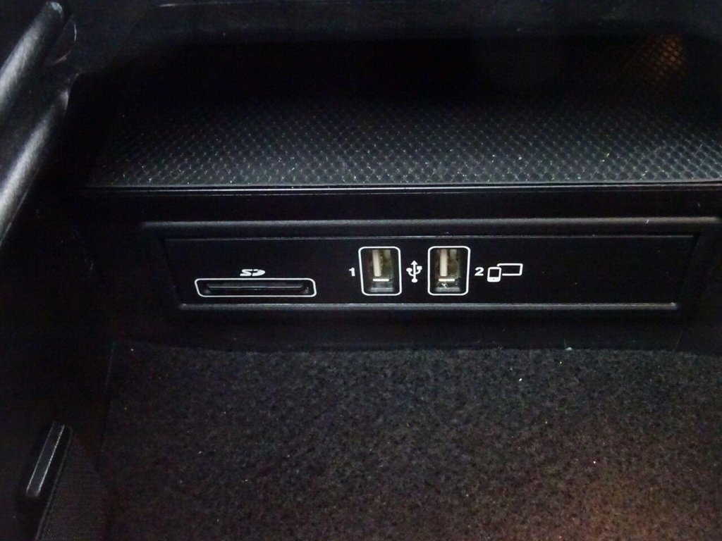 Used Mercedes-Benz C Class 2018 for sale - 76977476: Photo 28