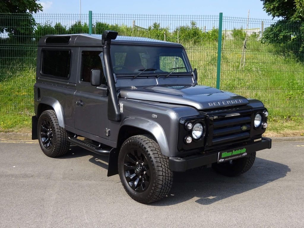 Used Land Rover Defender 2016 for sale - 76665811: Photo 1