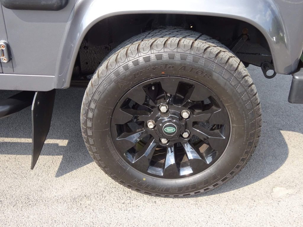 Used Land Rover Defender 2016 for sale - 76665811: Photo 15