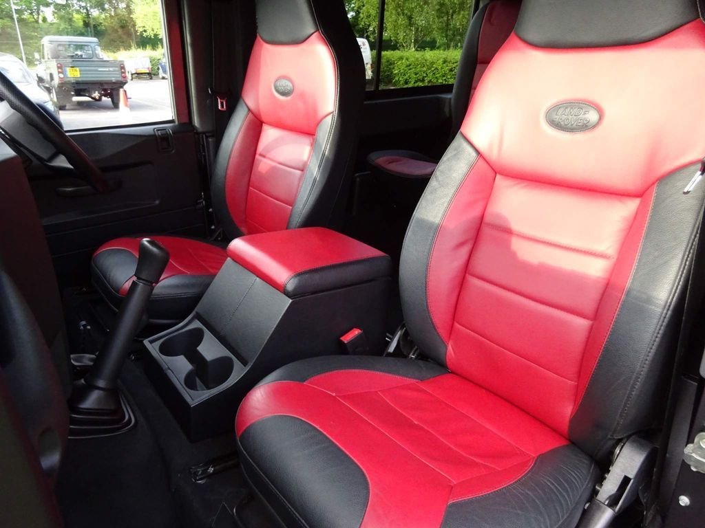 Used Land Rover Defender 2016 for sale - 76665811: Photo 25