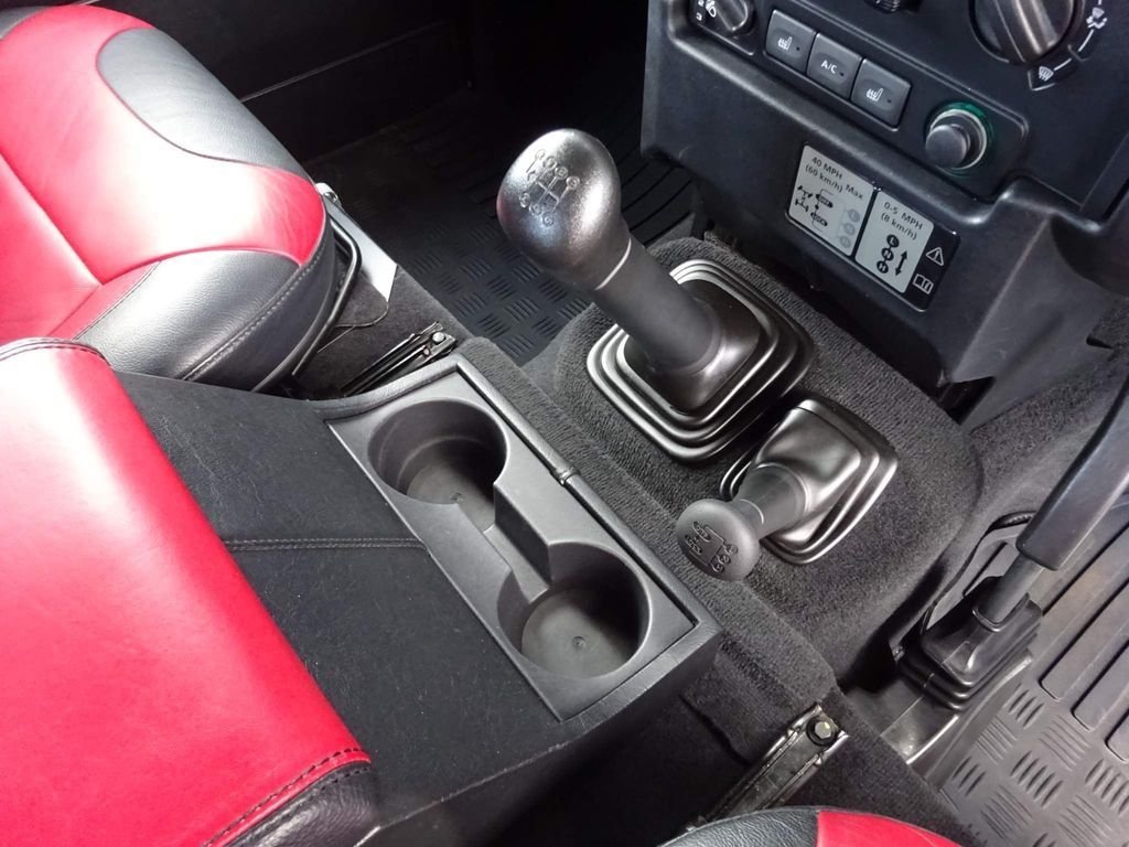 Used Land Rover Defender 2016 for sale - 76665811: Photo 30