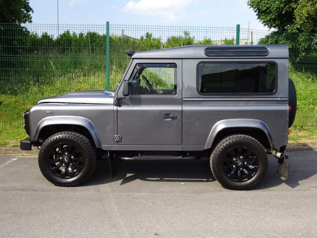 Used Land Rover Defender 2016 for sale - 76665811: Photo 6